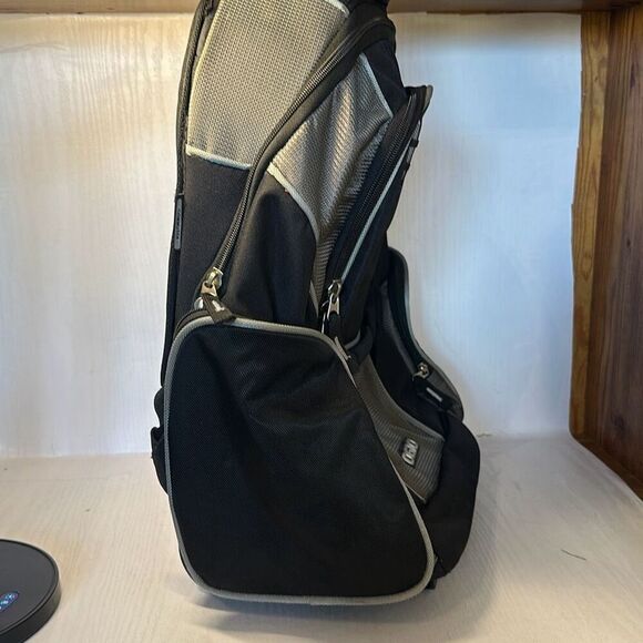 Ogio Commuter Pull Through Rolling duffle Suitcase Travel Luggage Duffel Bag - Picture 4 of 12